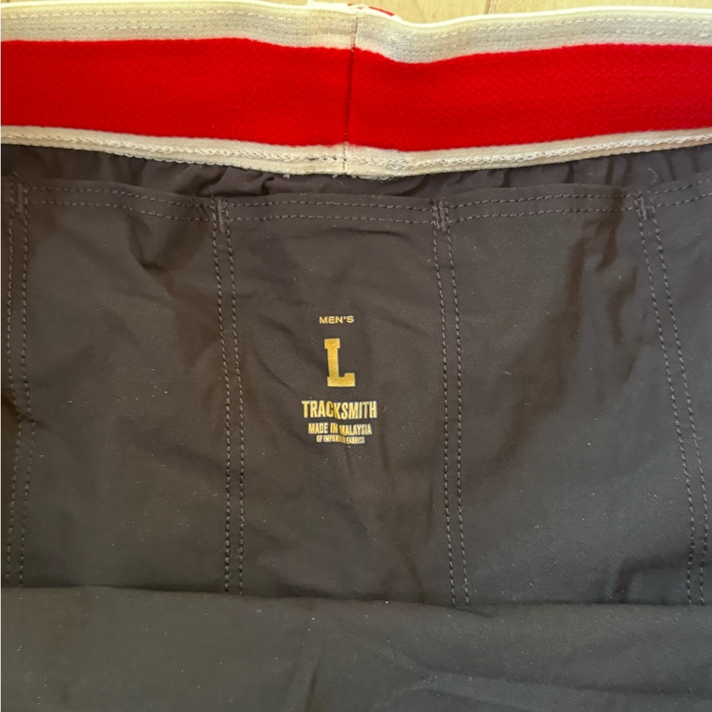 NWOT Men’s Tracksmith Running Shorts - Picture 6 of 8